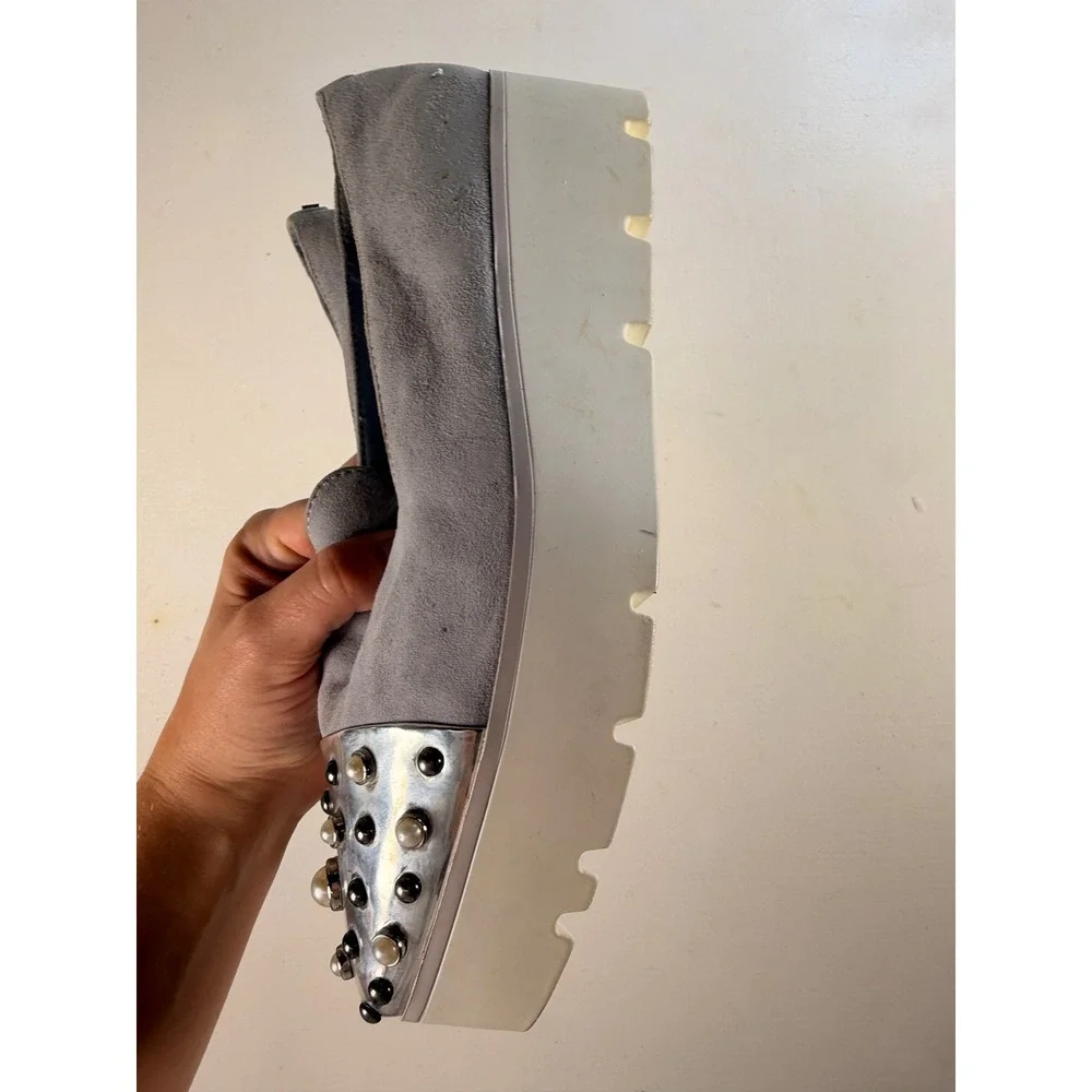 Karl Lagerfeld Paris Brinlee Loafers Women 9 Grey Excellent Pearl Stud Platform